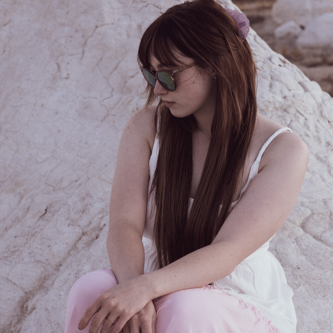 Flora Eco Friendly Sunglasses Made From Recycled Water  display picture 2